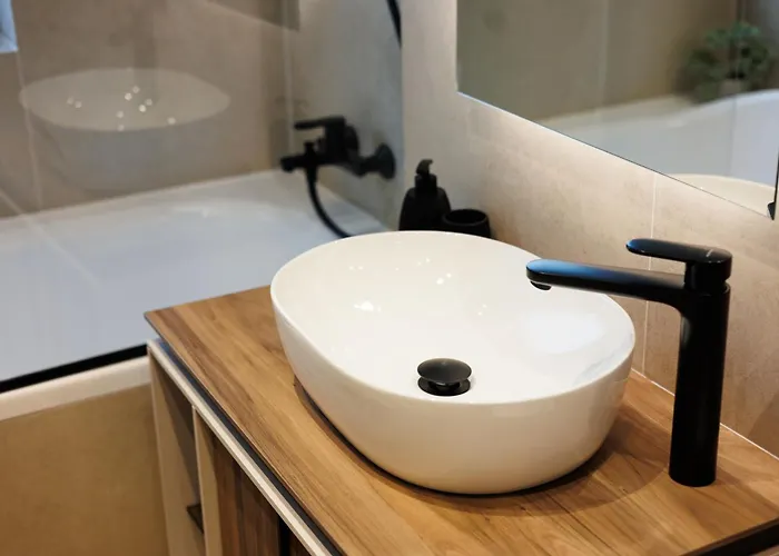 Mohost Eliore - A Story Written In Light 布拉索夫